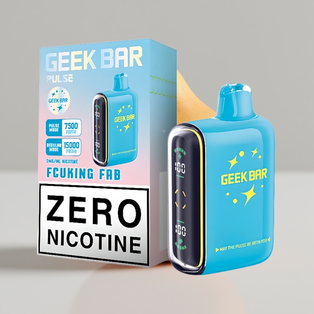 جيك بار بولس Geek Bar Pulse 15000 نفخة - 16 مل سعة، 5% نيكوتين، شحن USB Type-C